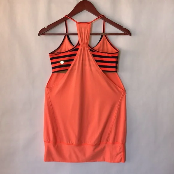 Lululemon no limits tank size 6 - Picture 7 of 12